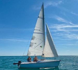 barca a vela Micropomo18'
