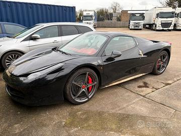 Ferrari 458 Spider con 12.000 km