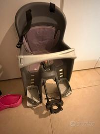 Seggiolino posteriore Boodie grigio