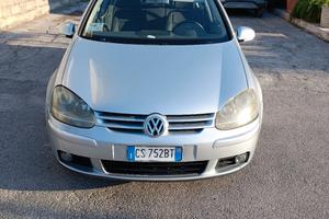 GOLF 5 2.000 TD 140 CV del 2004
