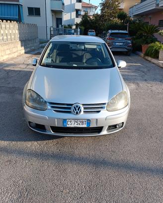 GOLF 5 2.000 TD 140 CV del 2004