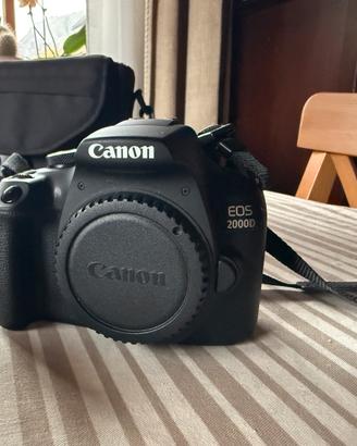 Canon EOS 2000D