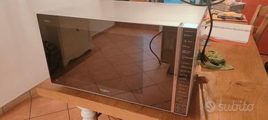 Forno microonde Whirlpool 