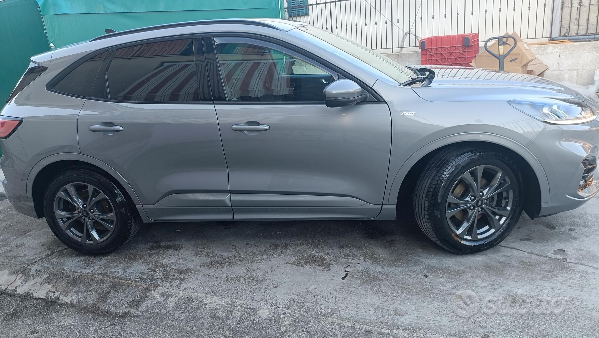 Ford Kuga 2021 photo 2