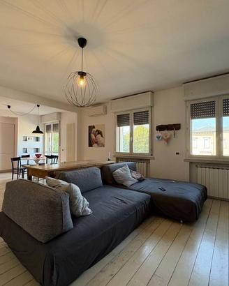 Appartamento di 112 m² con 3 locali e box auto a L