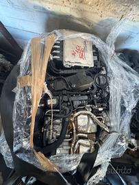 MOTORE MERCEDES-654820