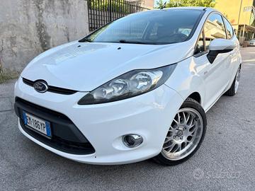 Ford Fiesta 1.4 benz/GPL perfetta in tutto