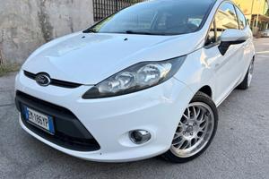 Ford Fiesta 1.4 benz/GPL perfetta in tutto