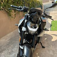 Splendida BMW F900R