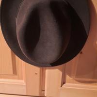 cappello lana Marlboro 