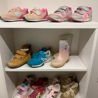 Stock di scarpe per bimba da 25 a 30
