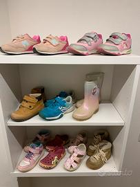 Stock di scarpe per bimba da 25 a 30