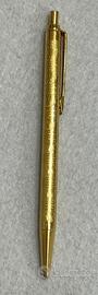 Penna laminata oro