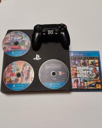 PS4 più 3 giochi 