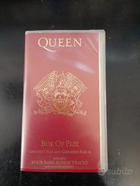 Videocassette QUEEN e BOB MARLEY