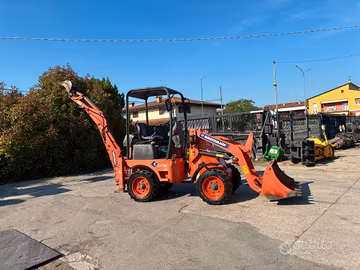 P103 Mini terna Eurocomach 215K SEMI NUOVA CON 800