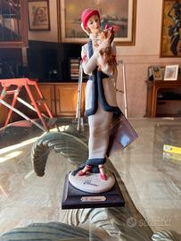 statua in porcellana g.armani capodimonte