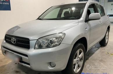 Toyota RAV 4 RAV4 2.2 Diesel 136 CV