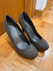 Scarpe con tacco