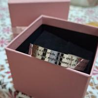 Bracciale in acciaio con scritta 