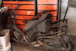 Ricambi scooter Yamaha Majestic 125