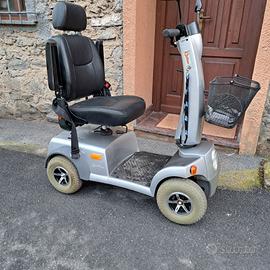 scooter electryco per anziani 