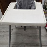 seggiolone IKEA e seggiolino da tavolo CHICCO