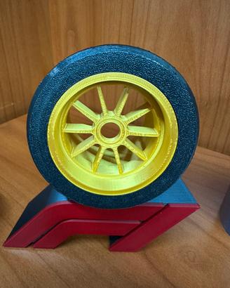 Formula 1 Tributo stampato in 3D con tre cerchi