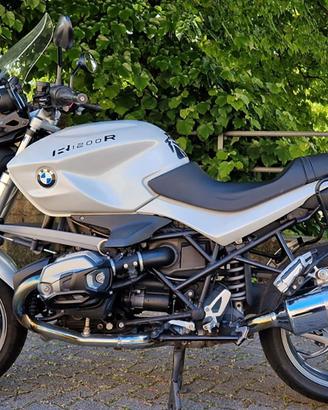 BMW R1200R
