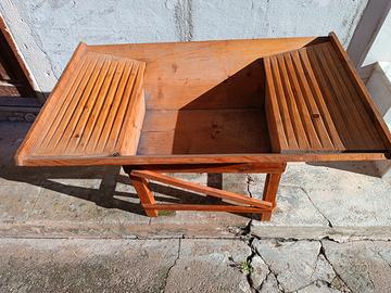 PILA ANTICA DOVE SI LAVAVANO GLI INDUMENTI