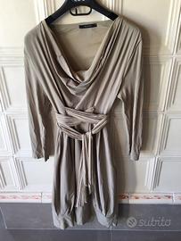 Vestito beige Sfizio tg 42 e giacca Conbipel tg L
