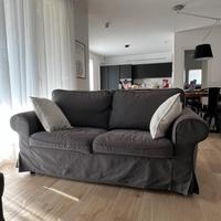 Divano Ektorp 2 posti