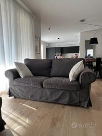 Divano Ektorp 2 posti
