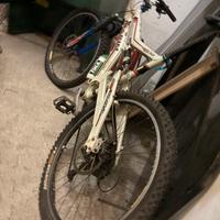 Bici da enduro Marin