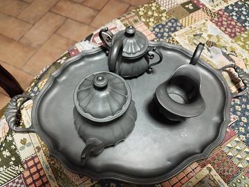 Antico set in peltro