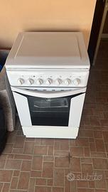Cucinotto indesit gas + elettrico TRATTABILE