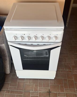 Cucinotto indesit gas + elettrico TRATTABILE