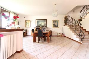 VILLA A SCHIERA A SASSUOLO