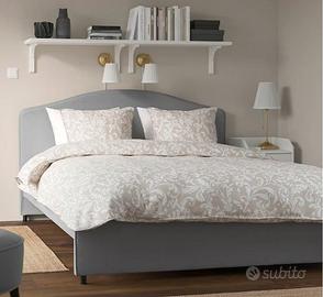Letto matrimoniale e materasso in lattice naturale
