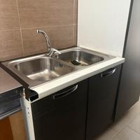 Mobile lavello cucina con doppia vasca in acciaio