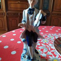 Statuetta in porcellana Capodimonte Vintage 