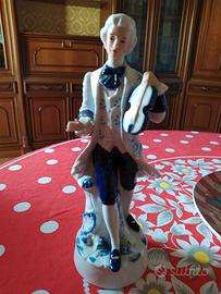 Statuetta in porcellana Capodimonte Vintage 