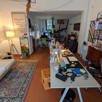 Stanza indipendente in studio creativo