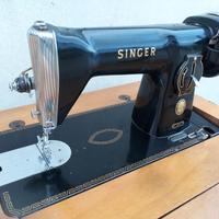 Macchina per cucire singer a pedale d'epoca