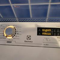 Lavatrice Electrolux 7kg 1200 giri carica alto