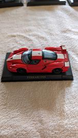 Modellino su base Ferrari FXX,senza scatola,usato