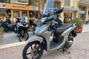 Honda Vision 110 -23