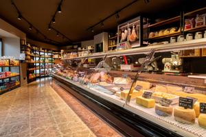 NEGOZIO A MONTECCHIA DI CROSARA