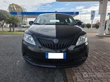 Lancia Ypsilon 1.0 hybrid / UNICO PROPRIETARIO/ 24