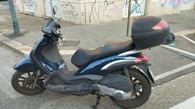 Piaggio Beverly 250